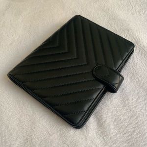 Black quilted chevron A5 ring binder.